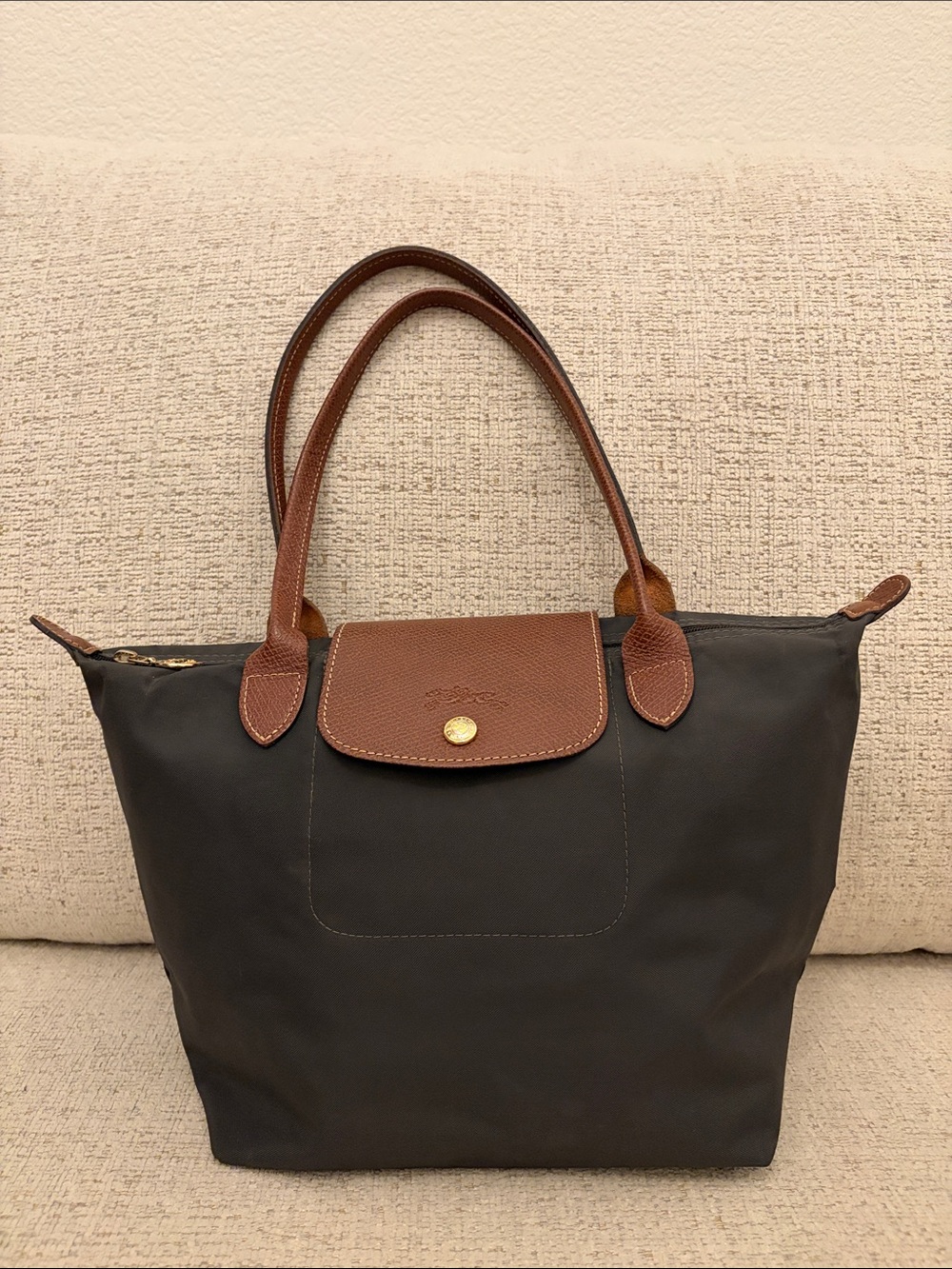 OFFERS WELCOME - Long Handle Gray Longchamp Le Pliage Shoulder Bag